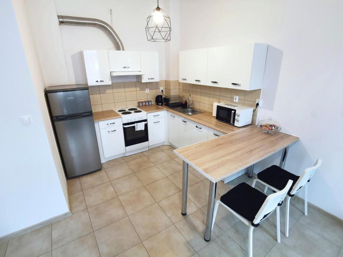 Apartament Seven Legnica Exterior foto